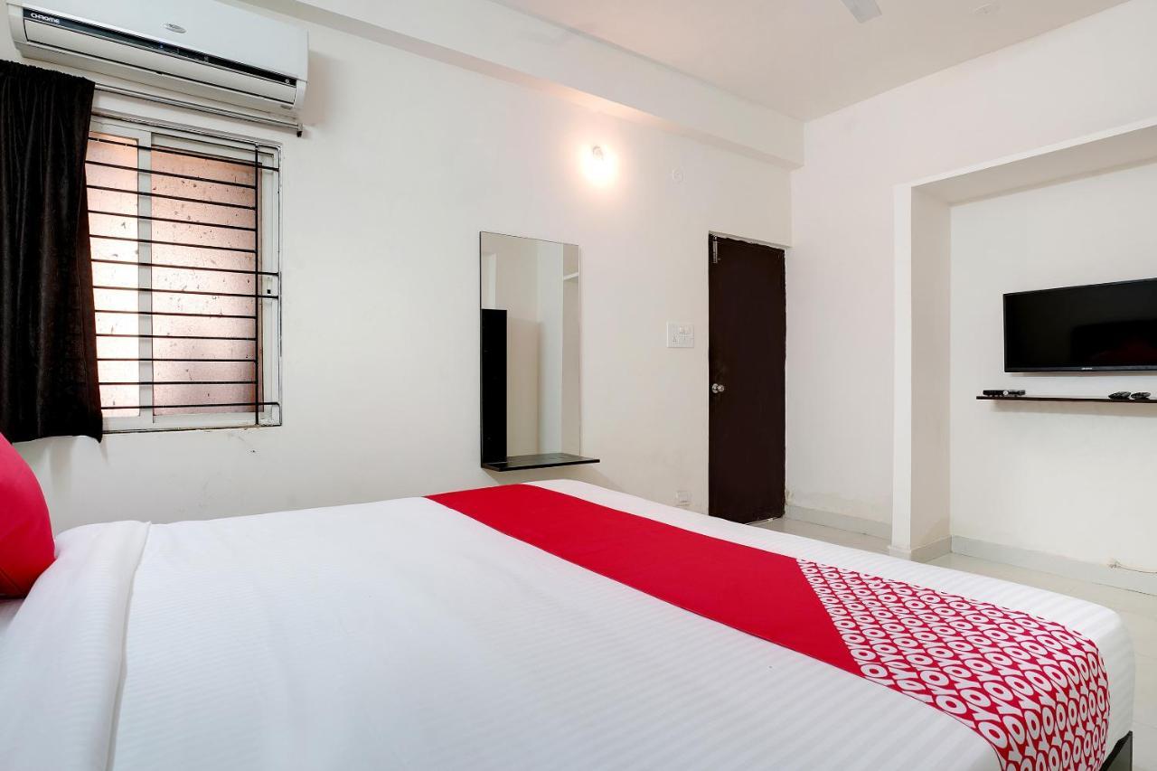 Oyo 41102 Hyderabad Elite Hotel Haidar Sahibguda Luaran gambar